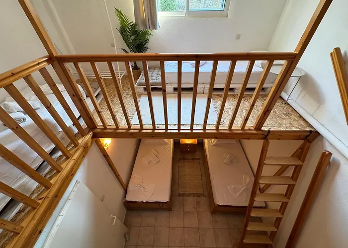 公寓 Davanos House